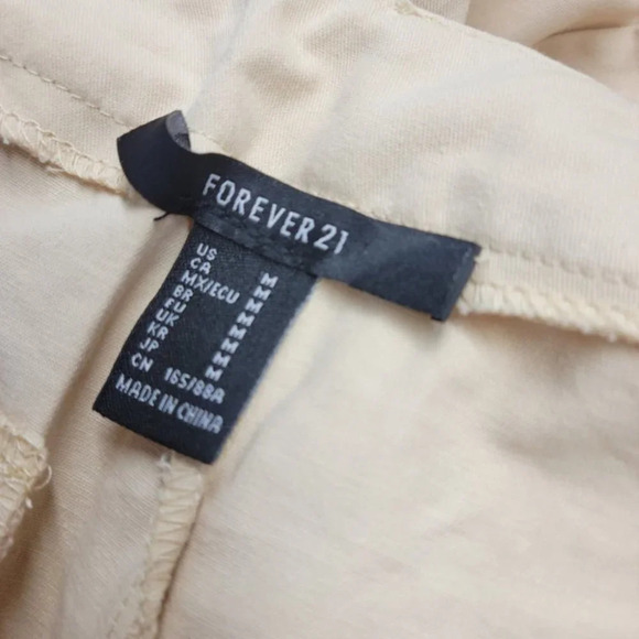 Forever 21 High Waist Cargo Pants - Picture 4 of 4